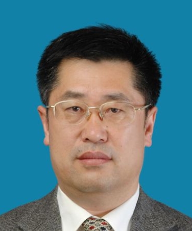 刘日平：勇攀材料制备高峰