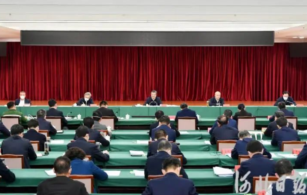全省优化营商环境企业家座谈会召开